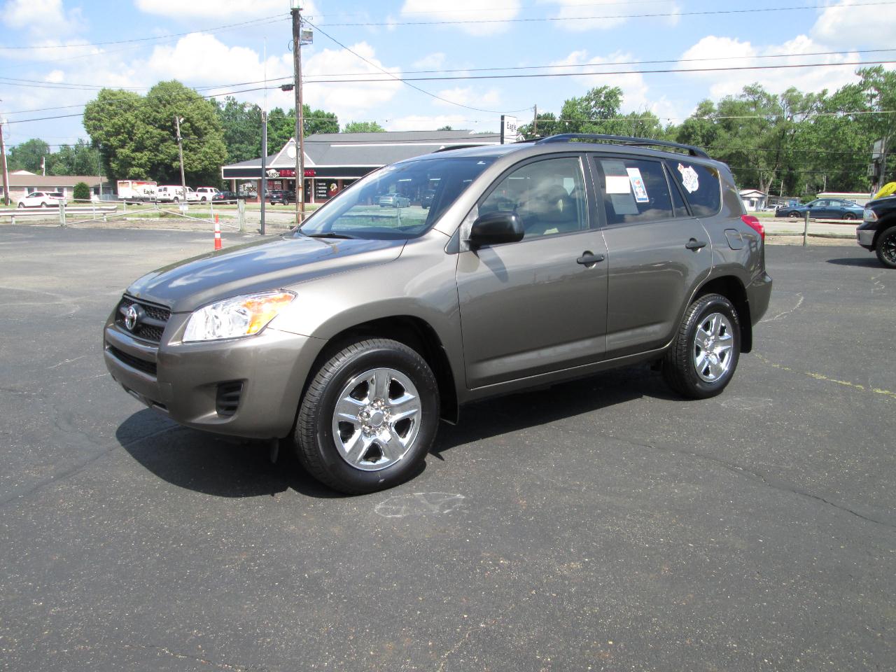 Toyota RAV4 Base I4 4WD with 3rd Row 2009