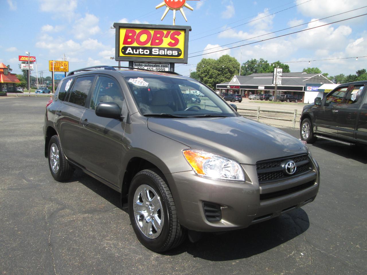 Toyota RAV4 Base I4 4WD with 3rd Row 2009