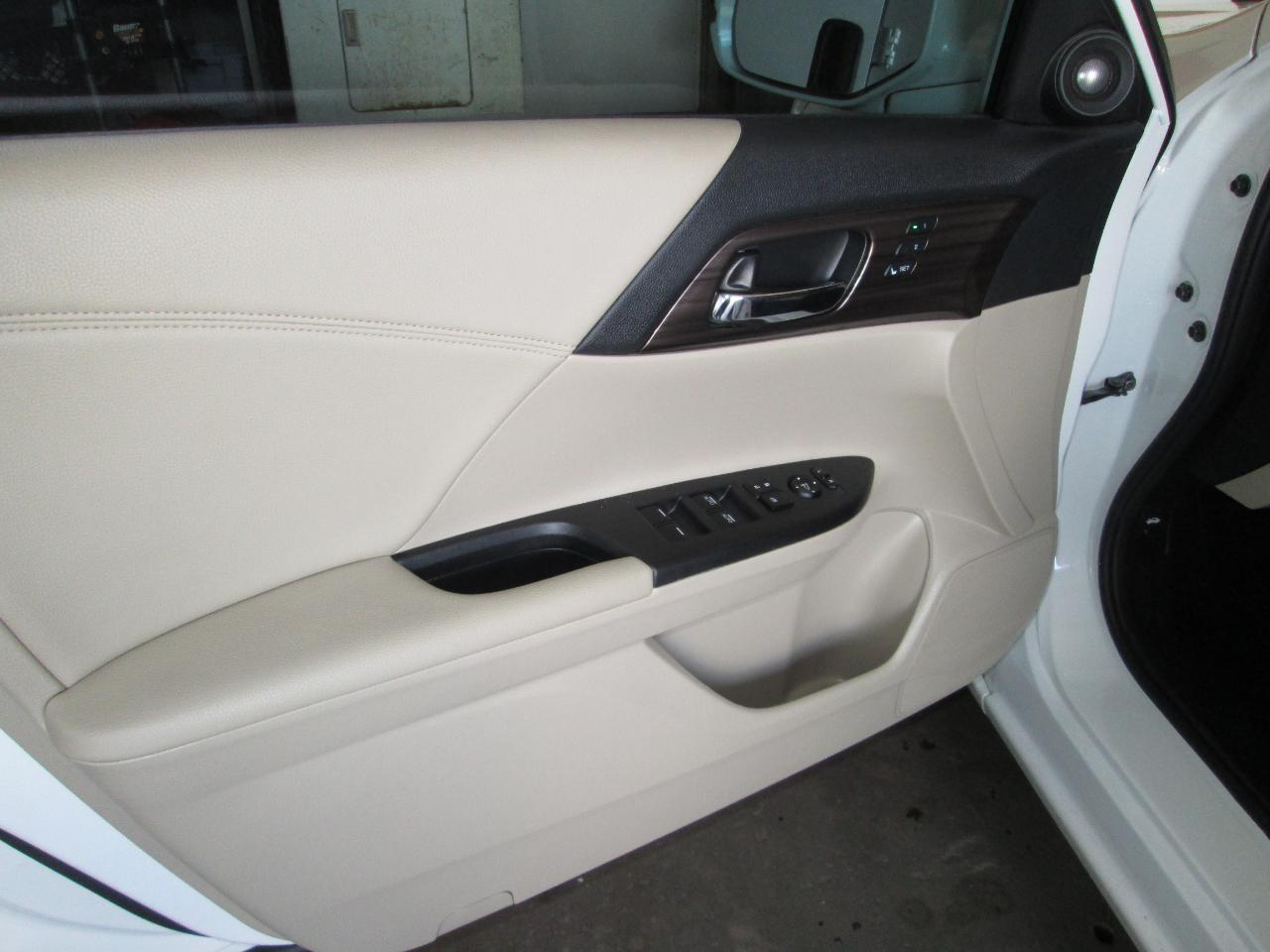 Honda Accord  2017