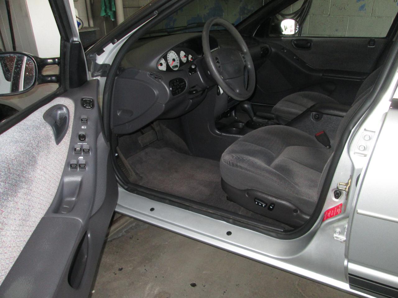Dodge Stratus SE 2000
