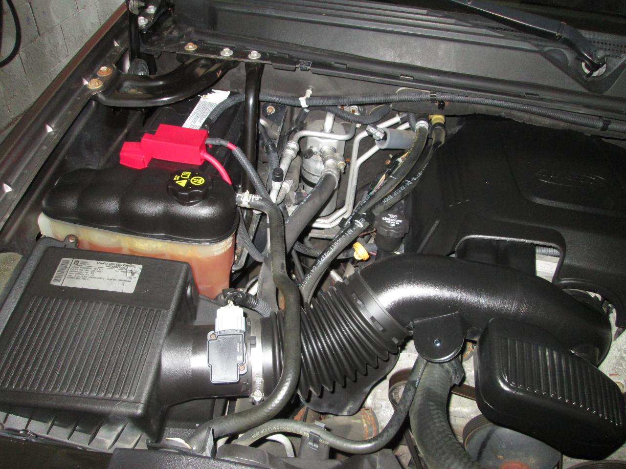 Chevrolet Suburban LT 1500 4WD 2012