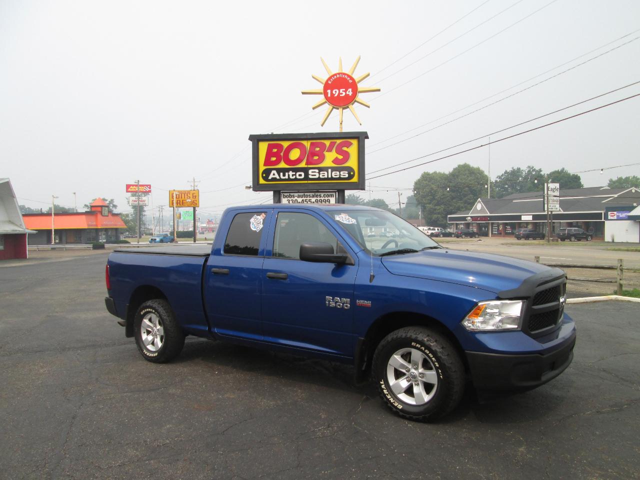 RAM 1500 Tradesman Quad Cab 4WD 2015