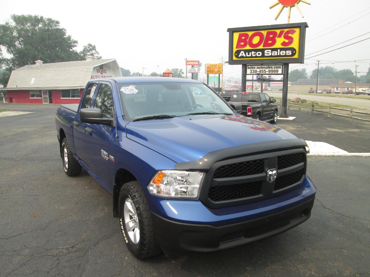 RAM 1500 Tradesman Quad Cab 4WD 2015