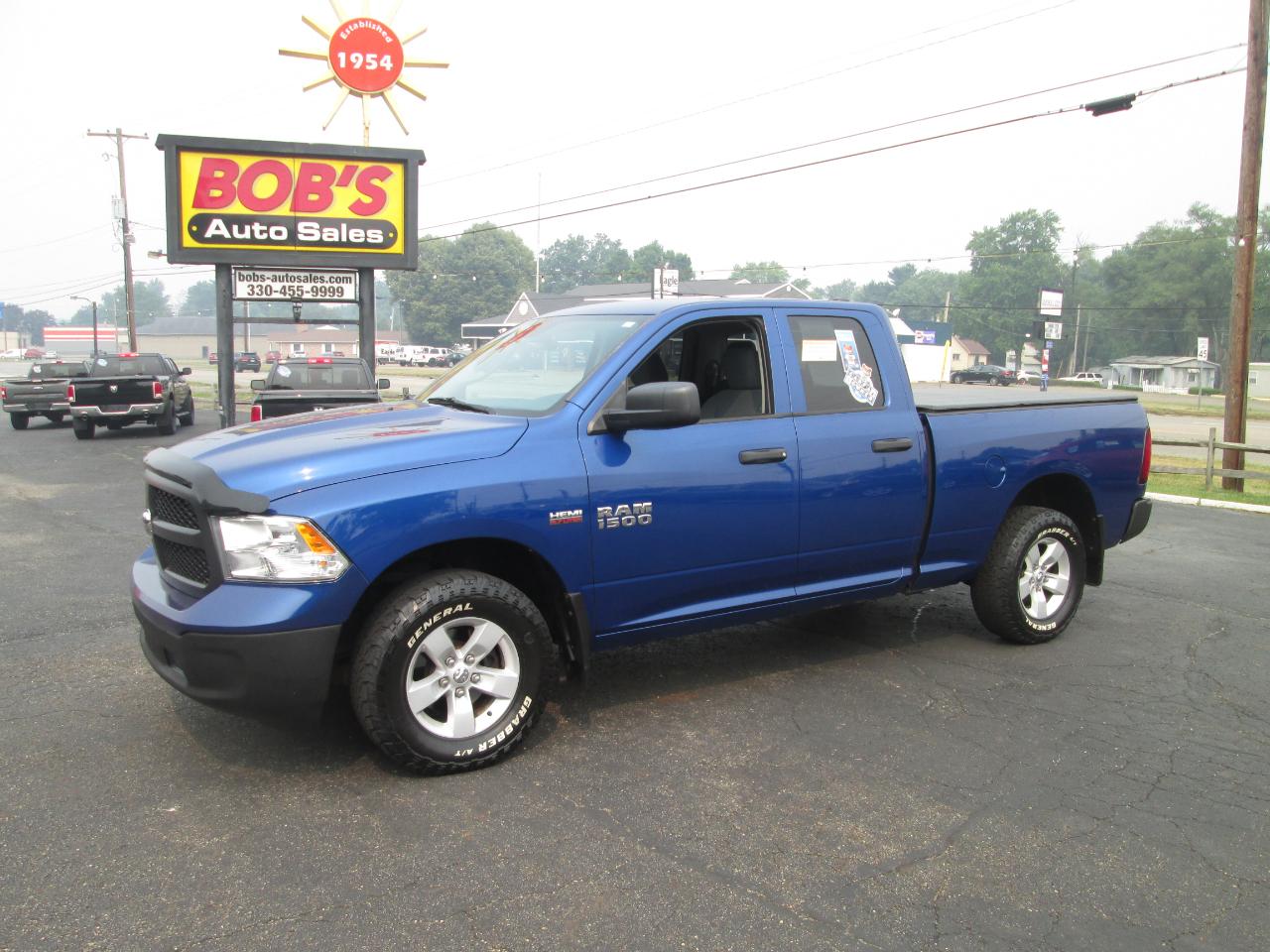 RAM 1500 Tradesman Quad Cab 4WD 2015