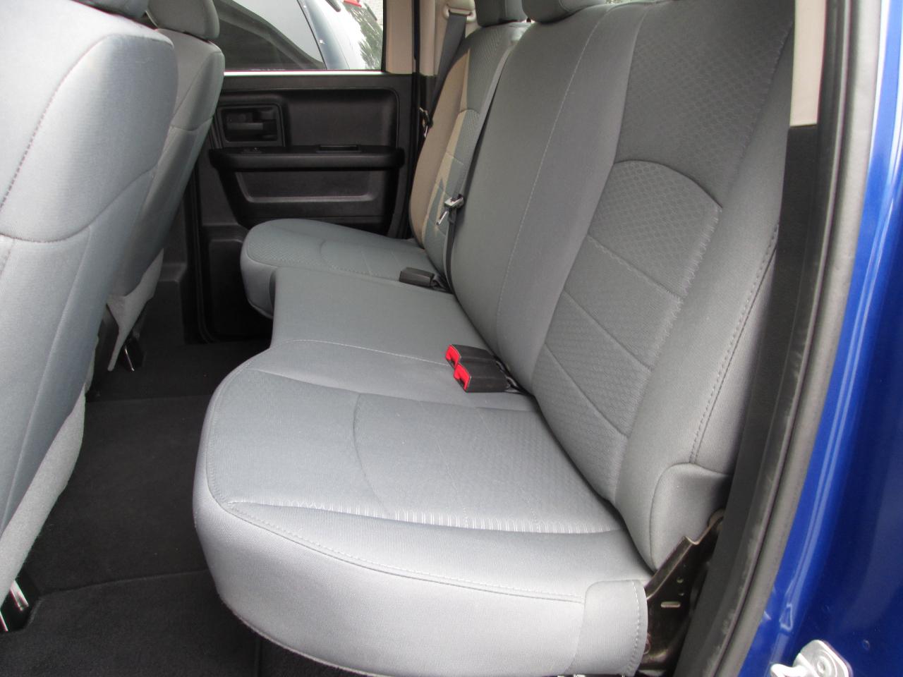 RAM 1500 Tradesman Quad Cab 4WD 2015