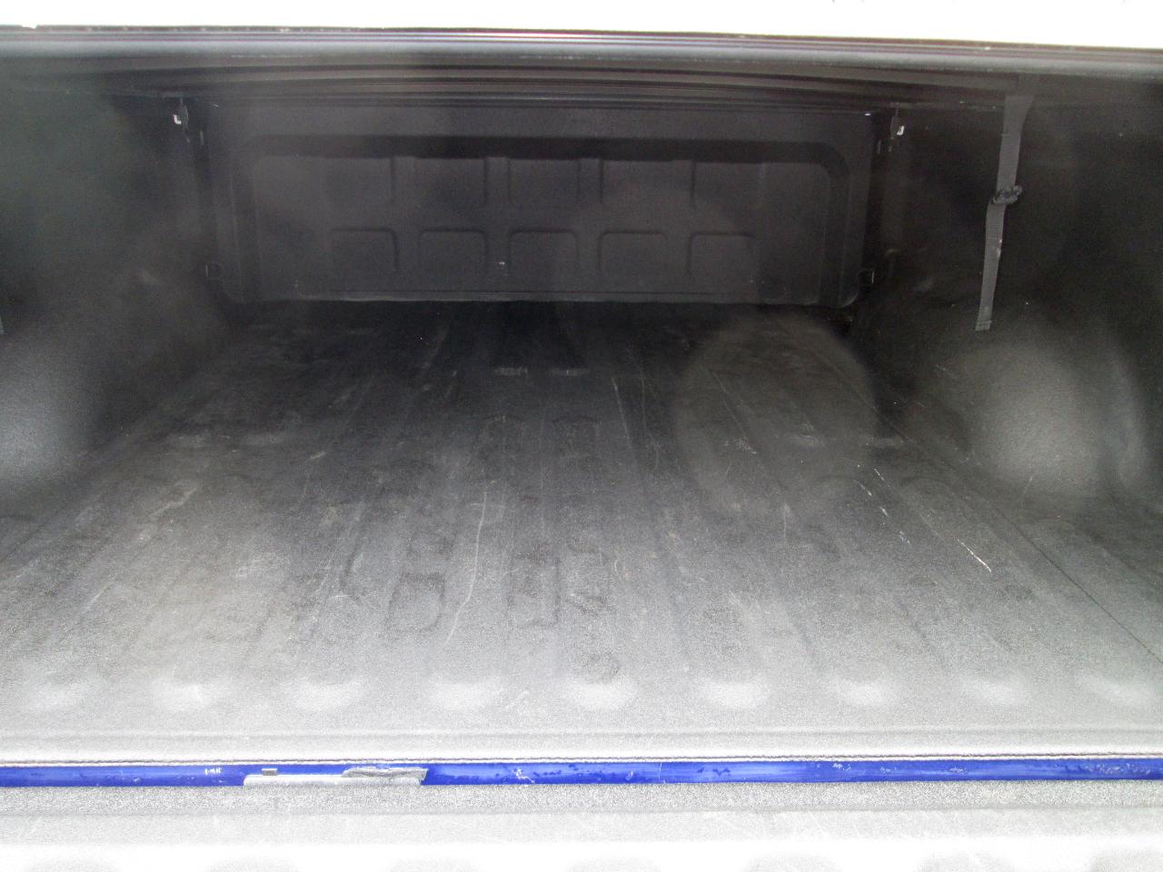 RAM 1500 Tradesman Quad Cab 4WD 2015