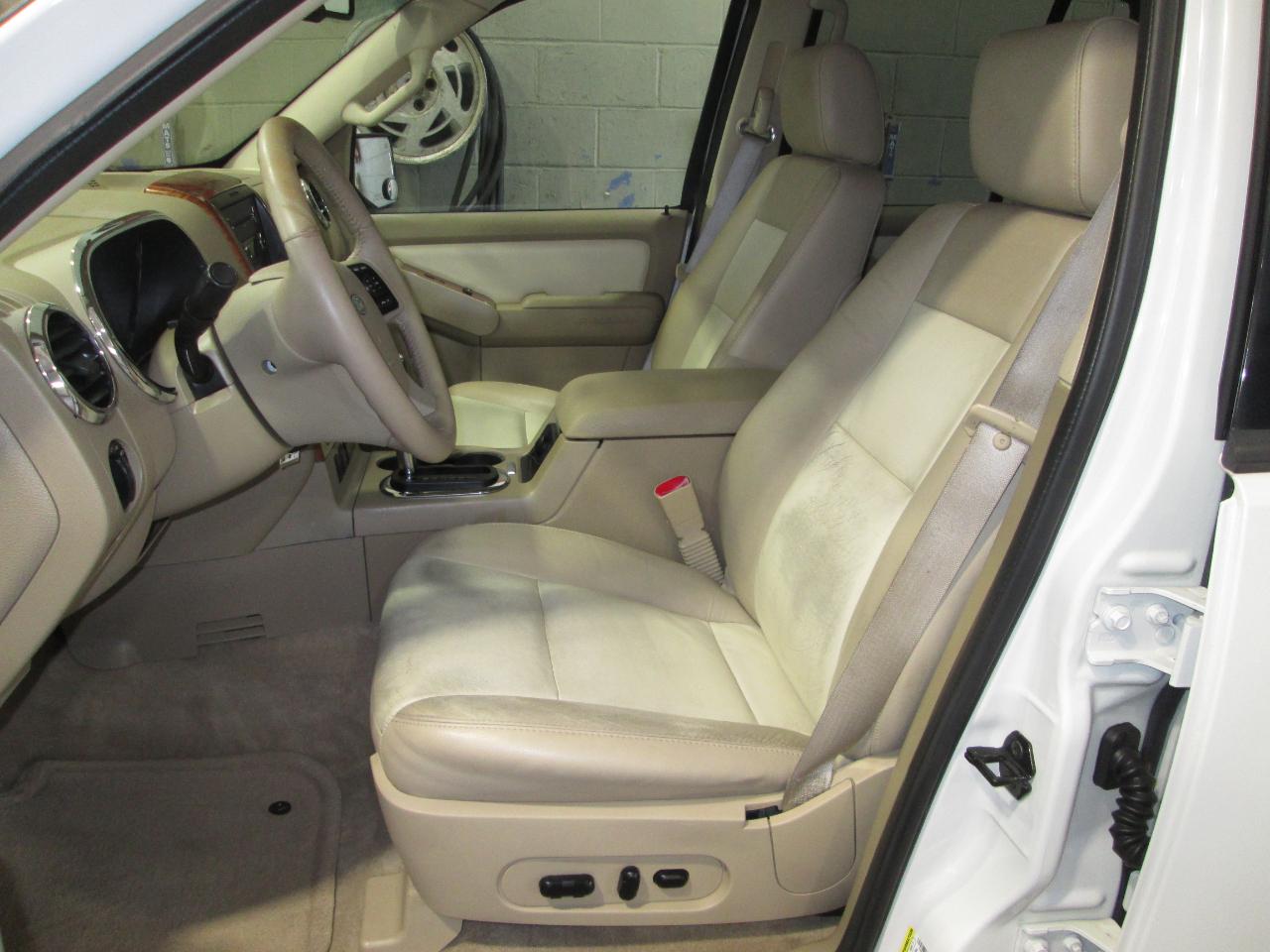 Ford Explorer Eddie Bauer 4.0L 4WD 2008
