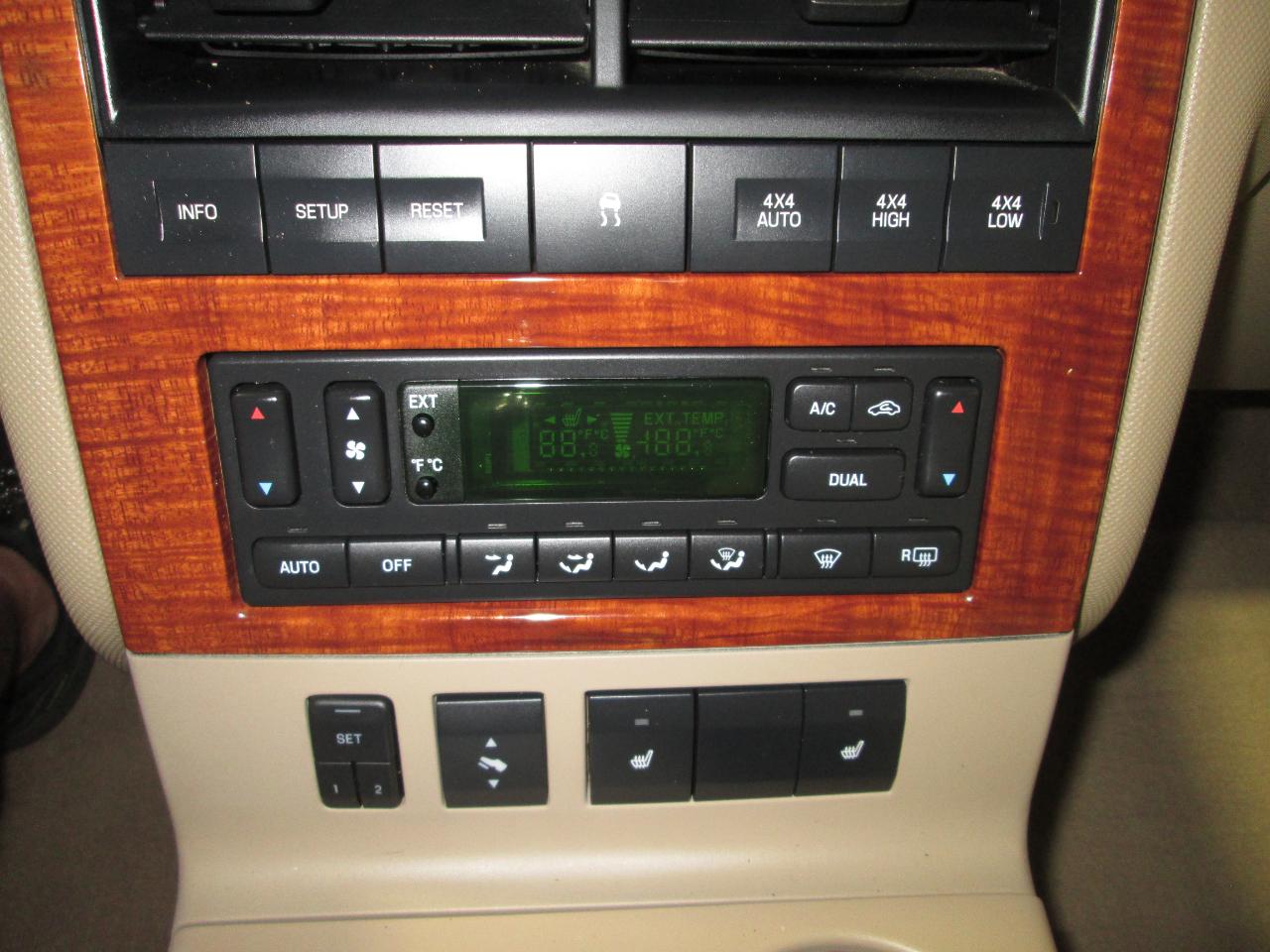 Ford Explorer Eddie Bauer 4.0L 4WD 2008