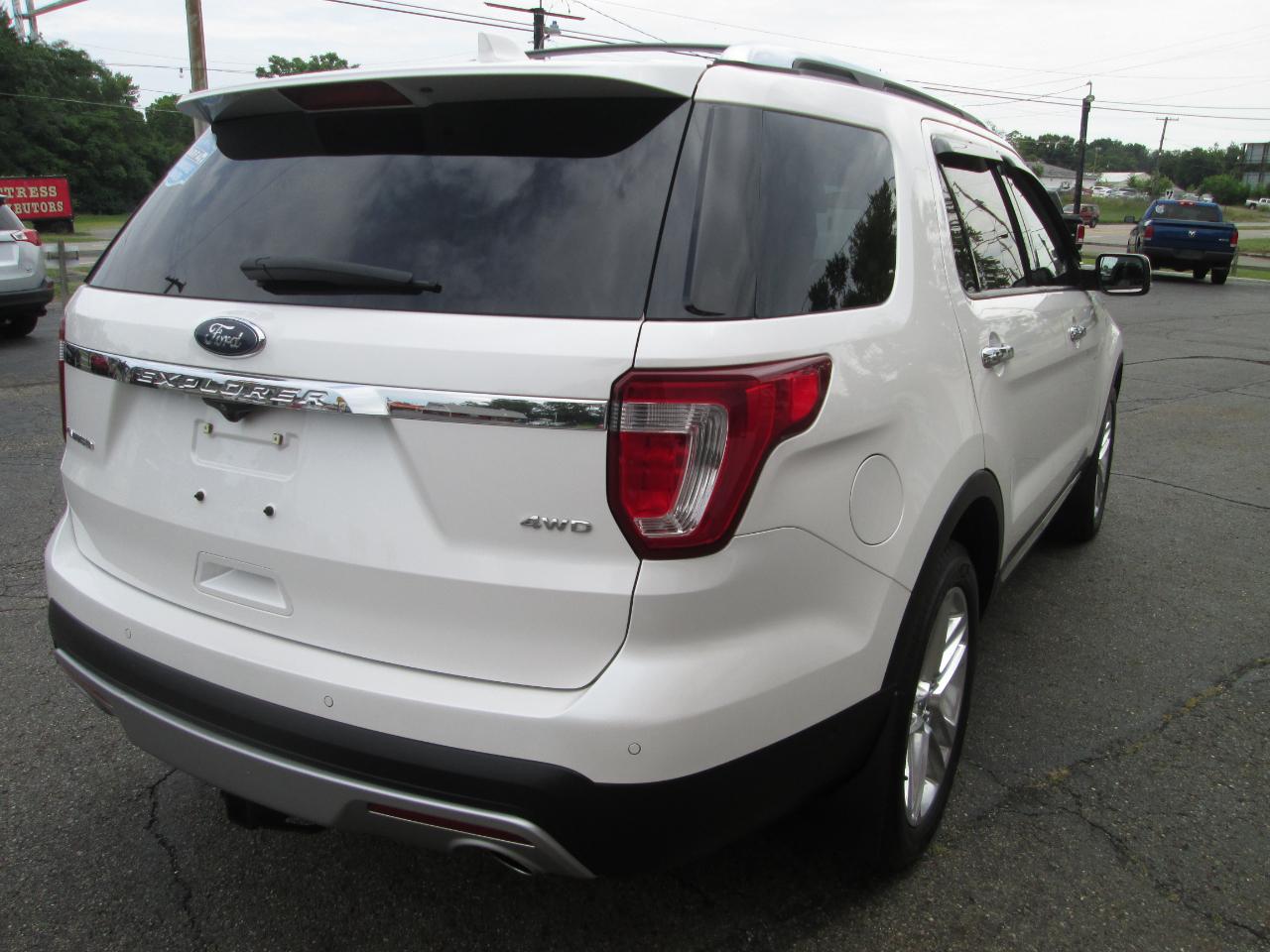 Ford Explorer Limited 4WD 2016