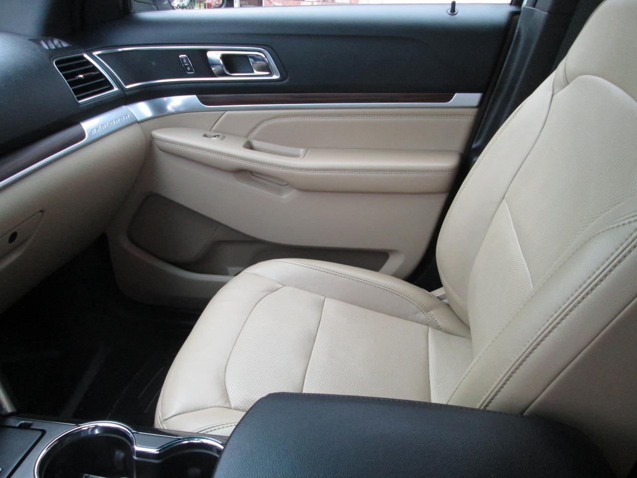 Ford Explorer Limited 4WD 2016