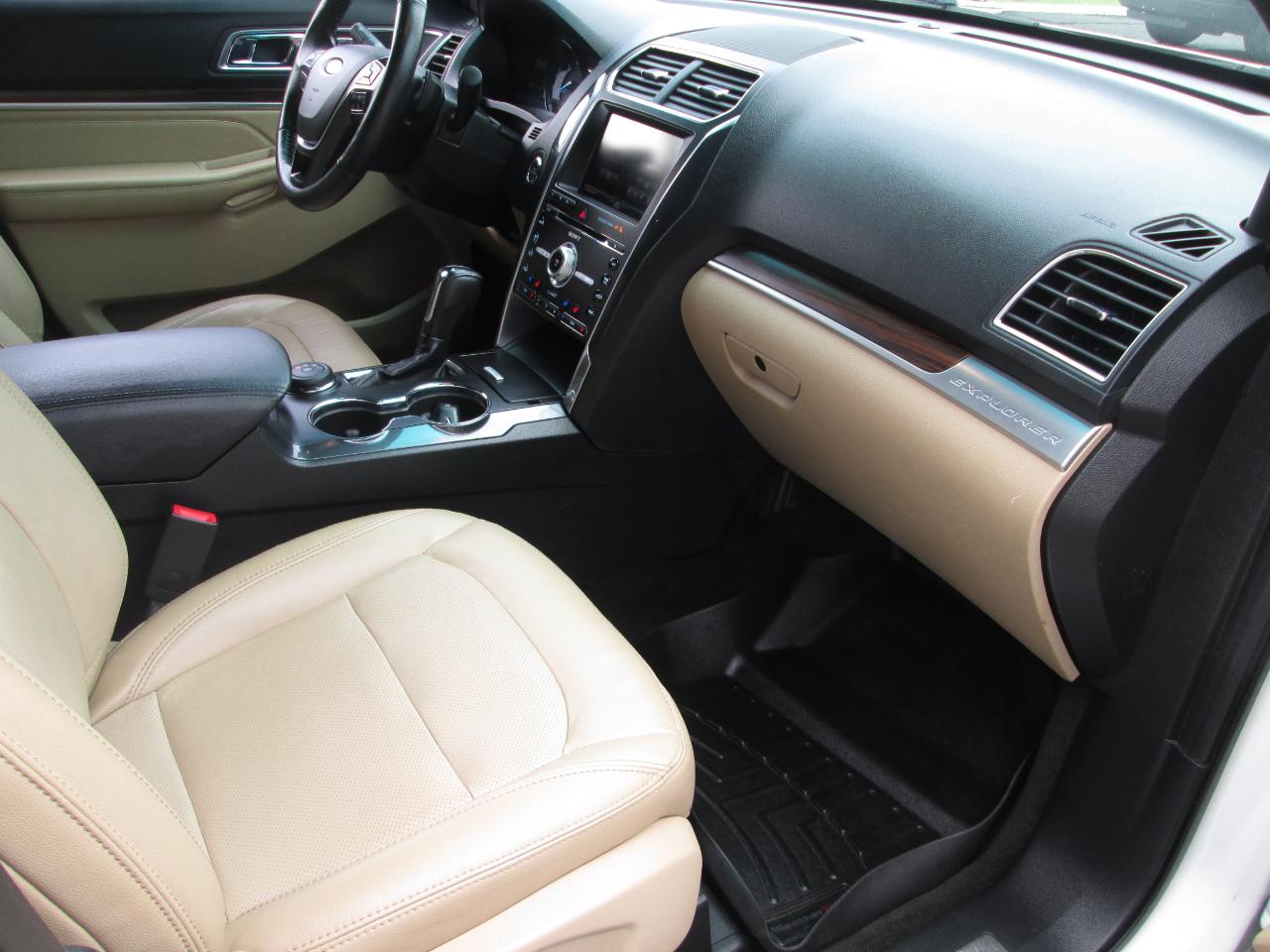 Ford Explorer Limited 4WD 2016