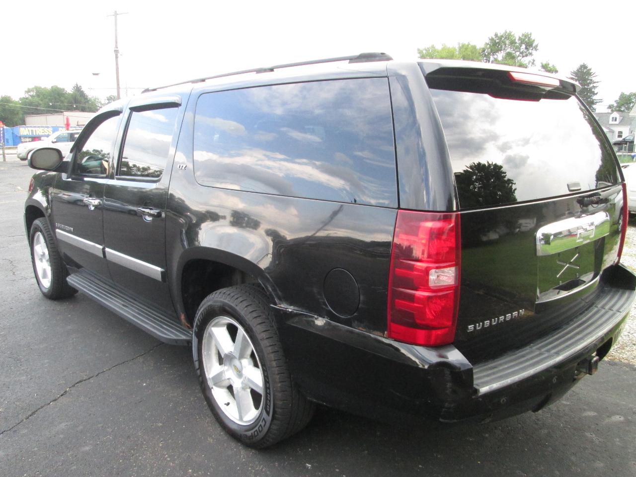 Chevrolet Suburban LTZ 1500 4WD 2007