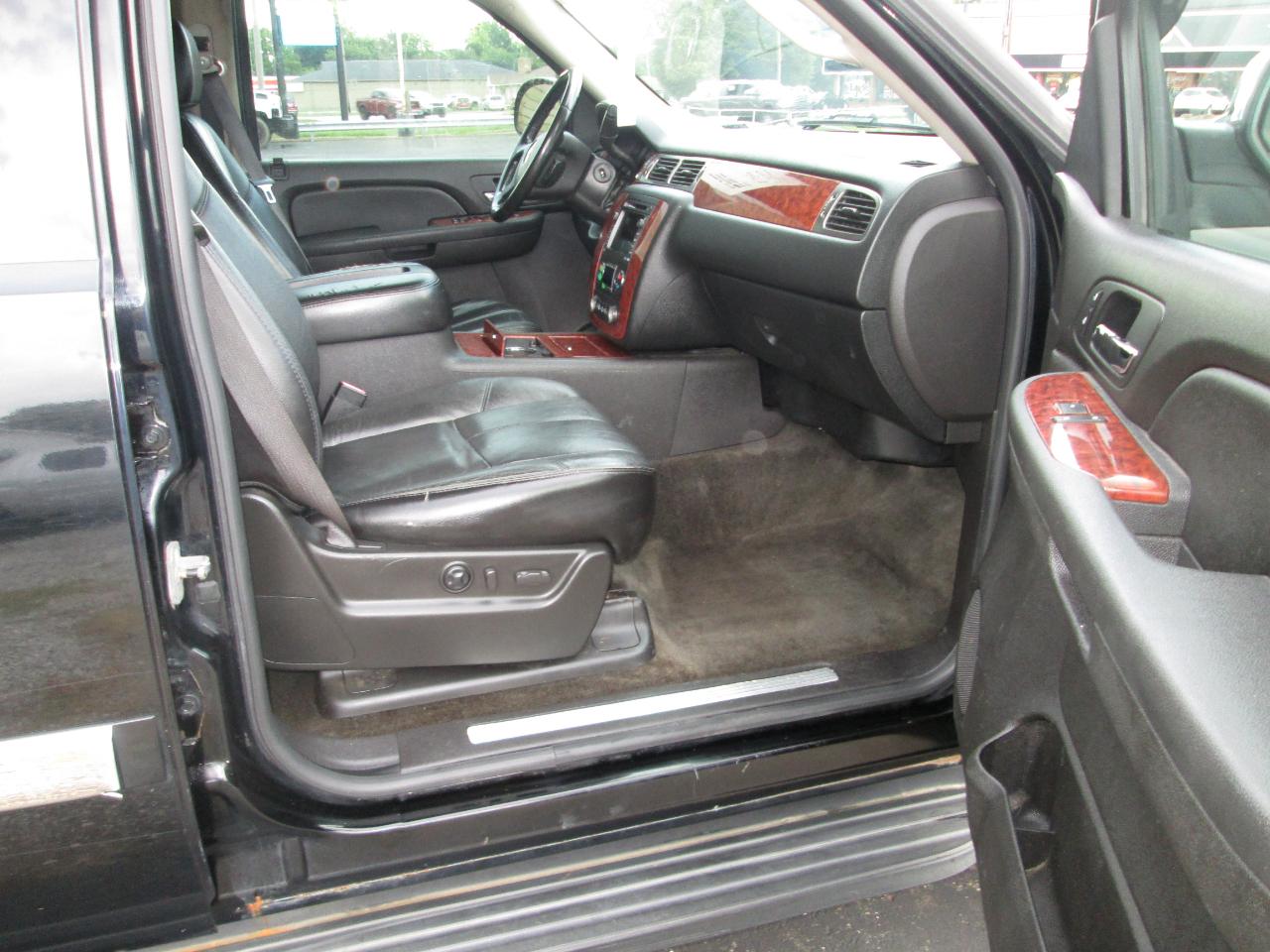 Chevrolet Suburban LTZ 1500 4WD 2007