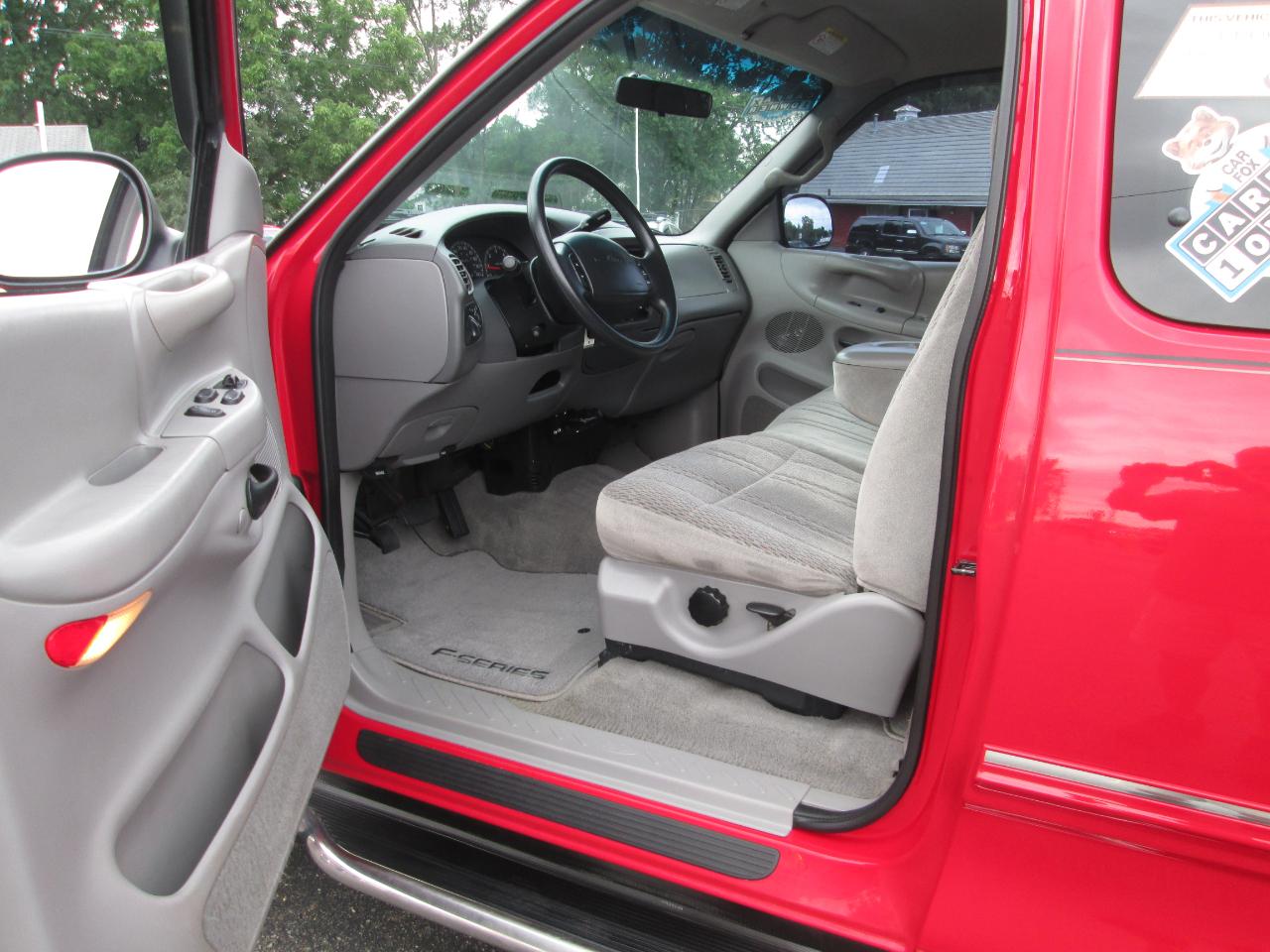 Ford F-150 XLT SuperCab Short Bed 4WD 1998
