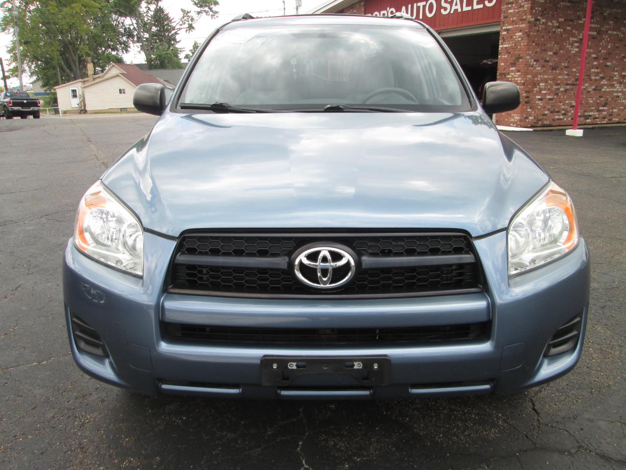 Toyota RAV4 Base I4 4WD 2012