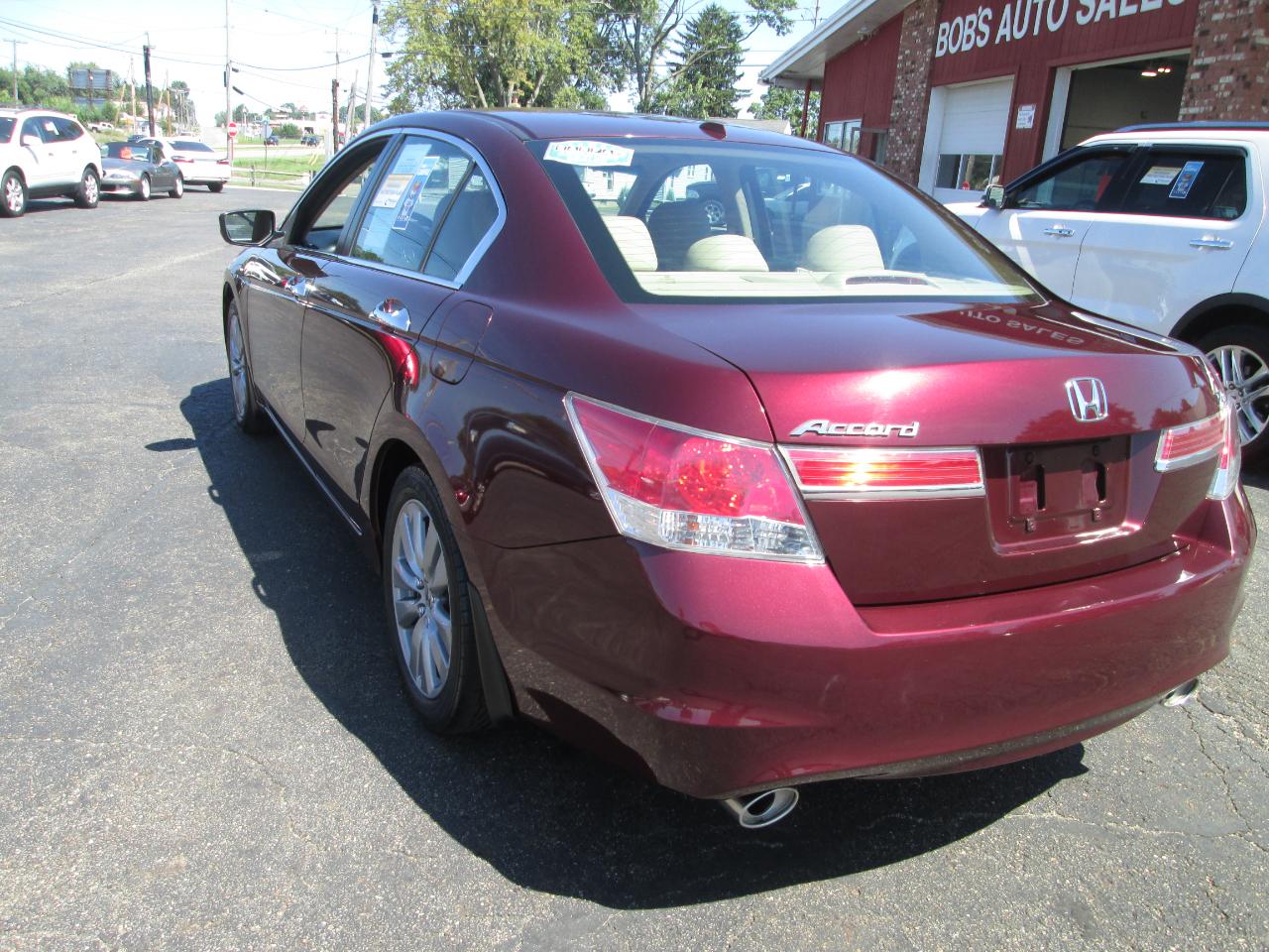 Honda Accord EX-L V-6 Sedan AT 2011