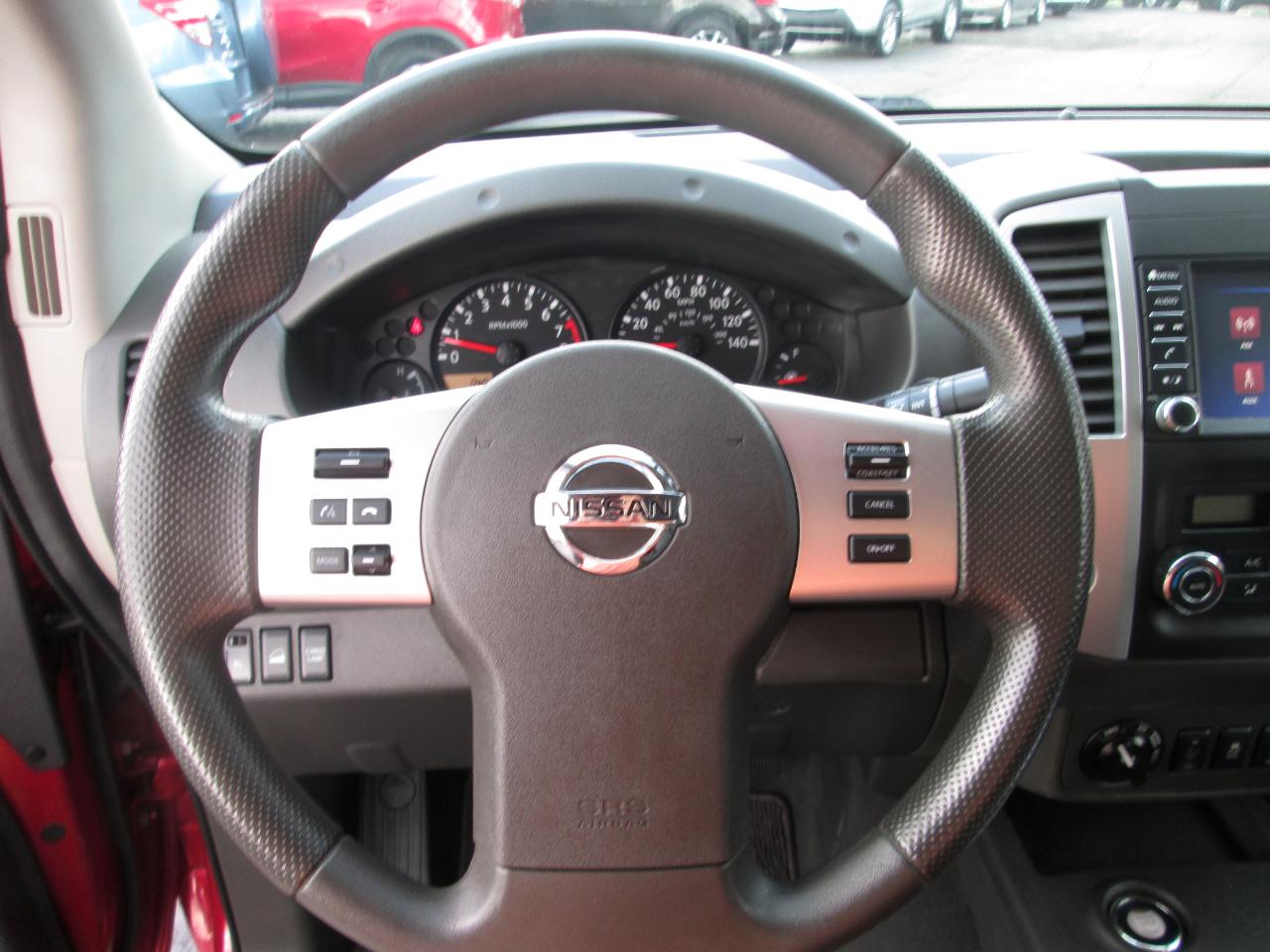 Nissan Frontier SV King Cab 4X4 V6 2020