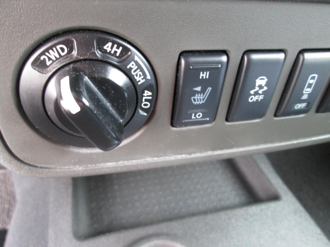 Nissan Frontier SV King Cab 4X4 V6 2020