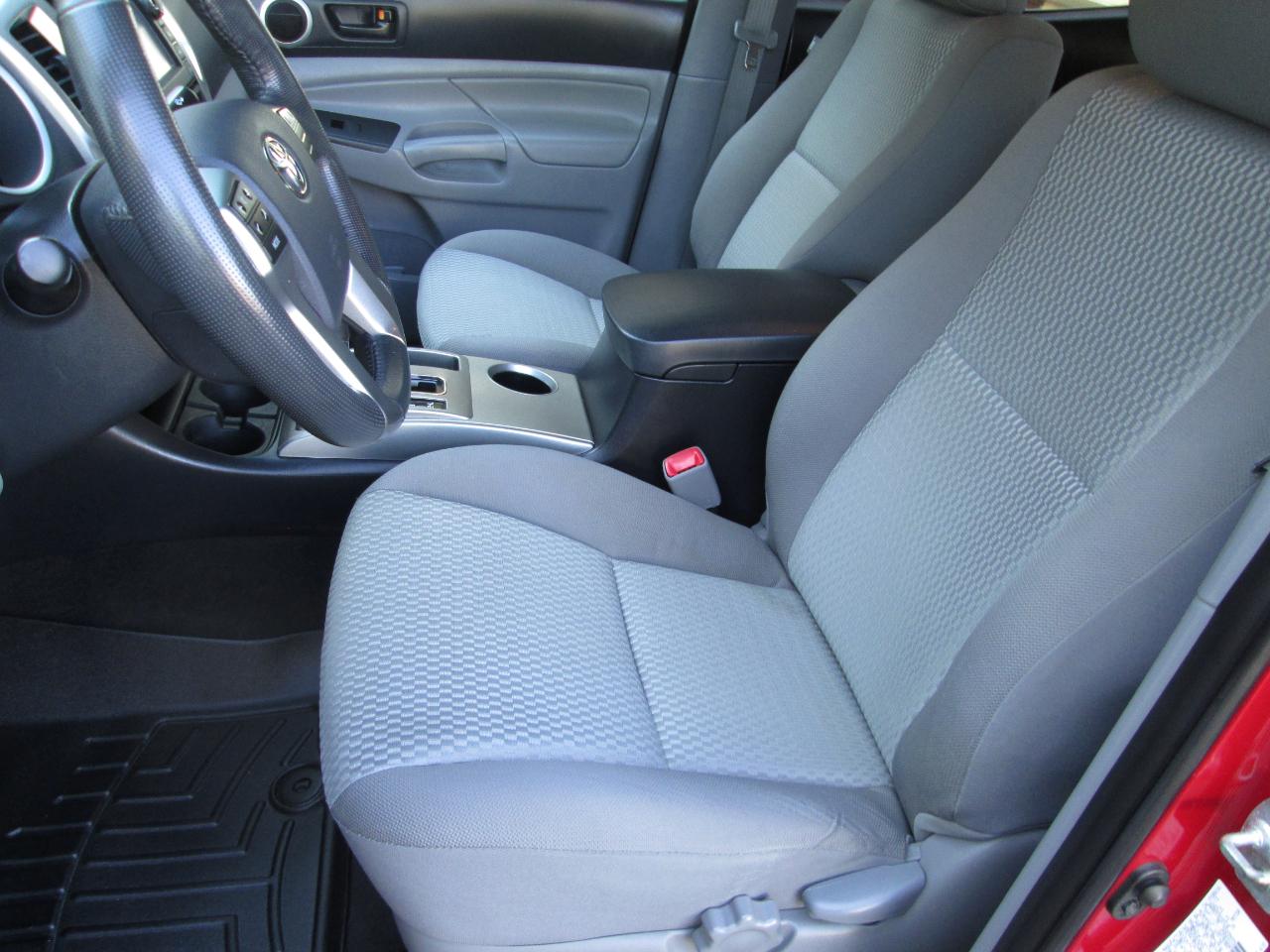 Toyota Tacoma SR5 Double Cab 4WD V6 2013