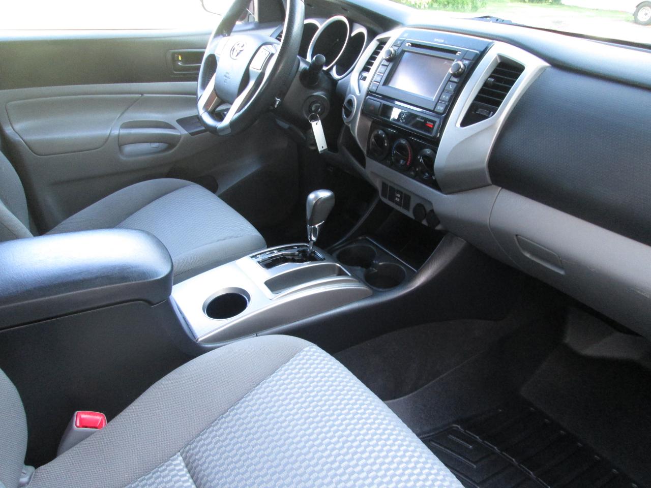 Toyota Tacoma SR5 Double Cab 4WD V6 2013