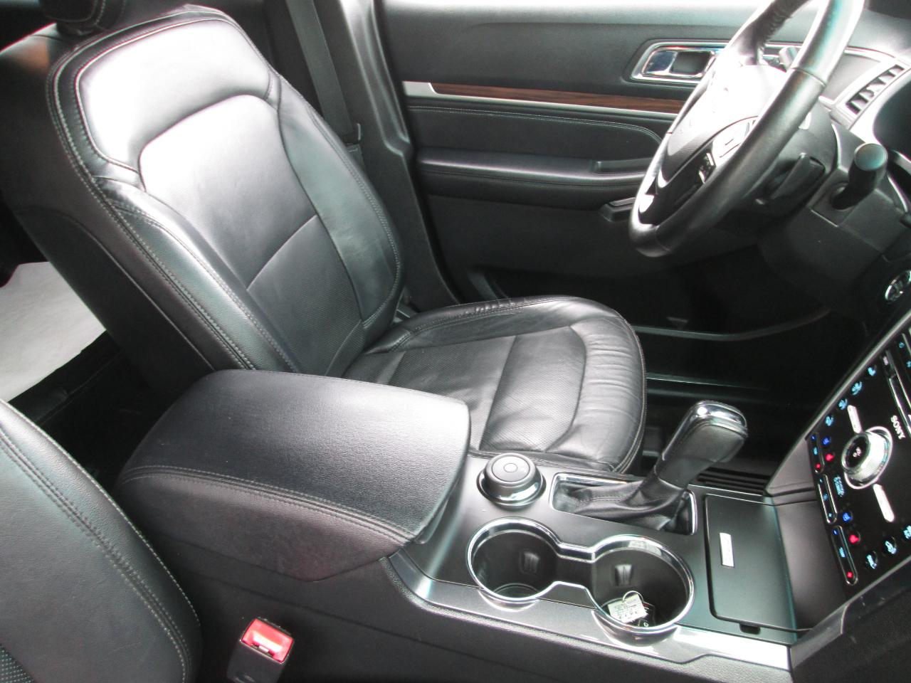 Ford Explorer Limited 4WD 2016