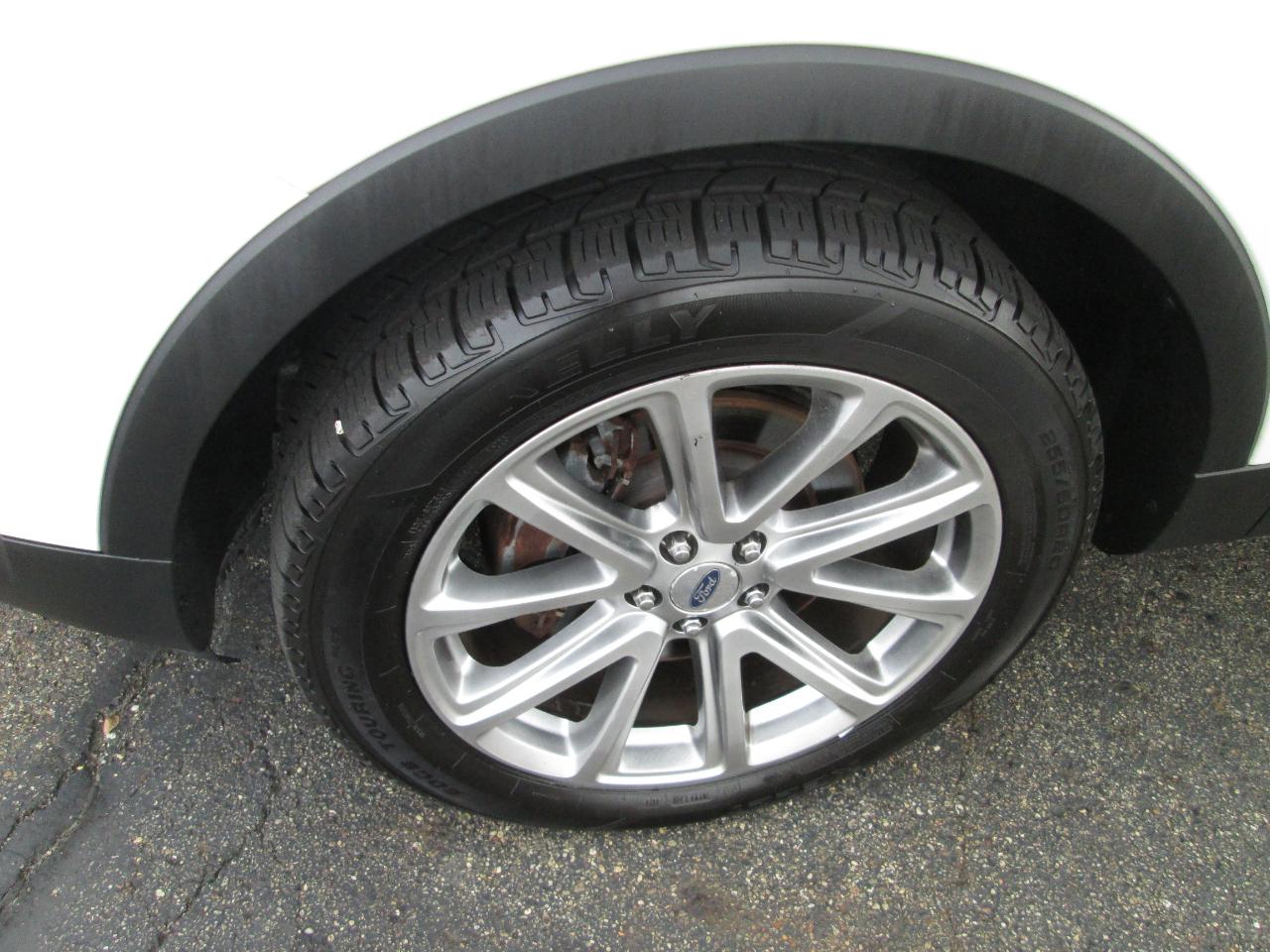 Ford Explorer Limited 4WD 2016