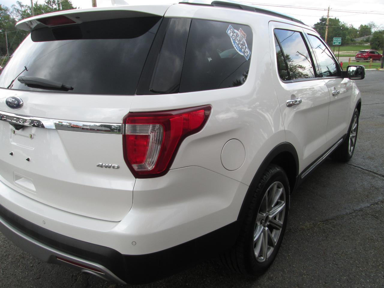 Ford Explorer Limited 4WD 2016