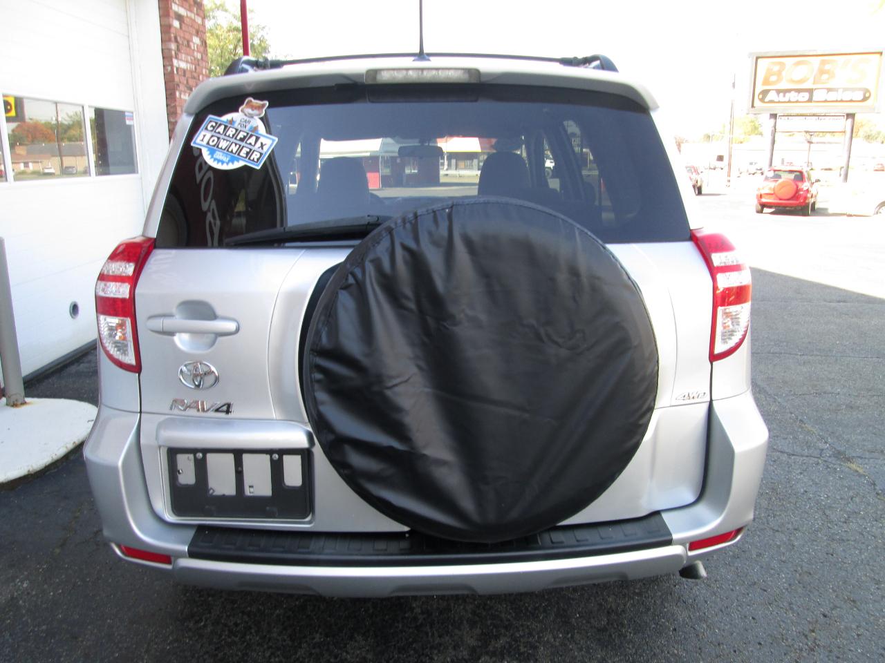 Toyota RAV4 Base I4 4WD 2011