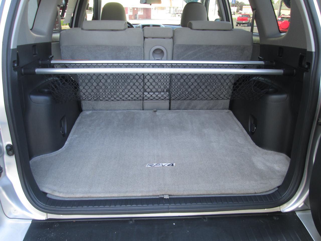 Toyota RAV4 Base I4 4WD 2011