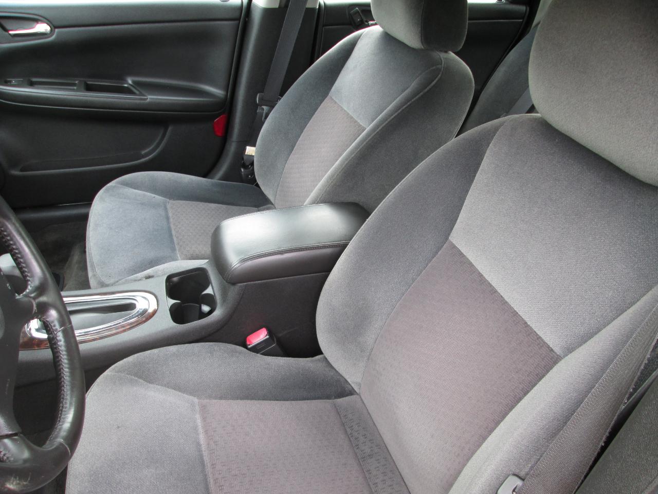 Chevrolet Impala photo 11