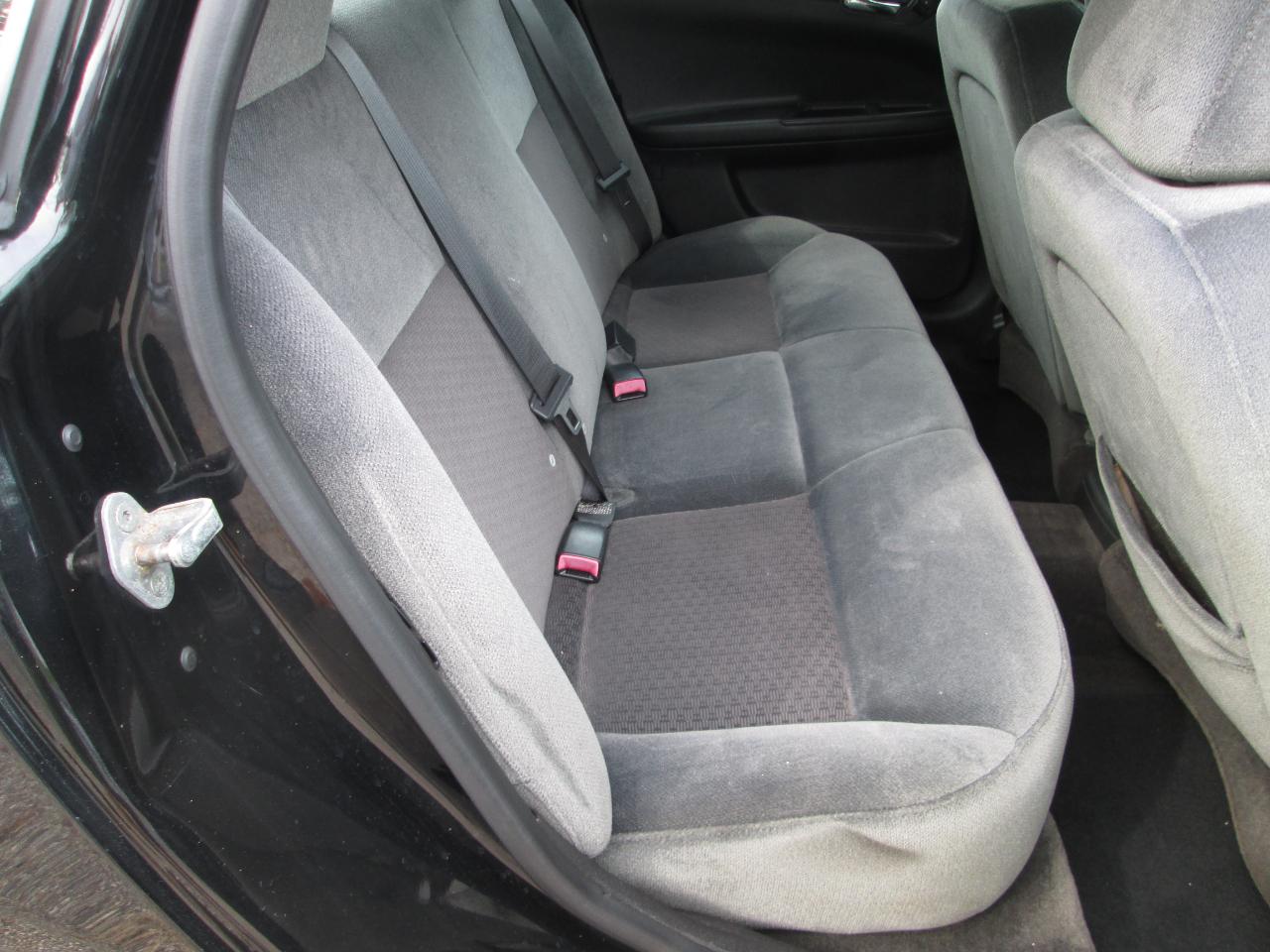 Chevrolet Impala photo 15