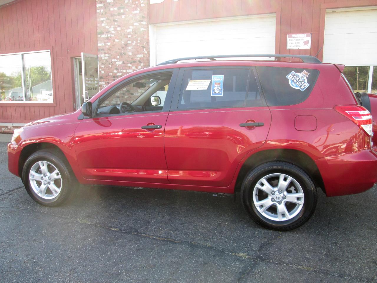 Toyota RAV4  2012