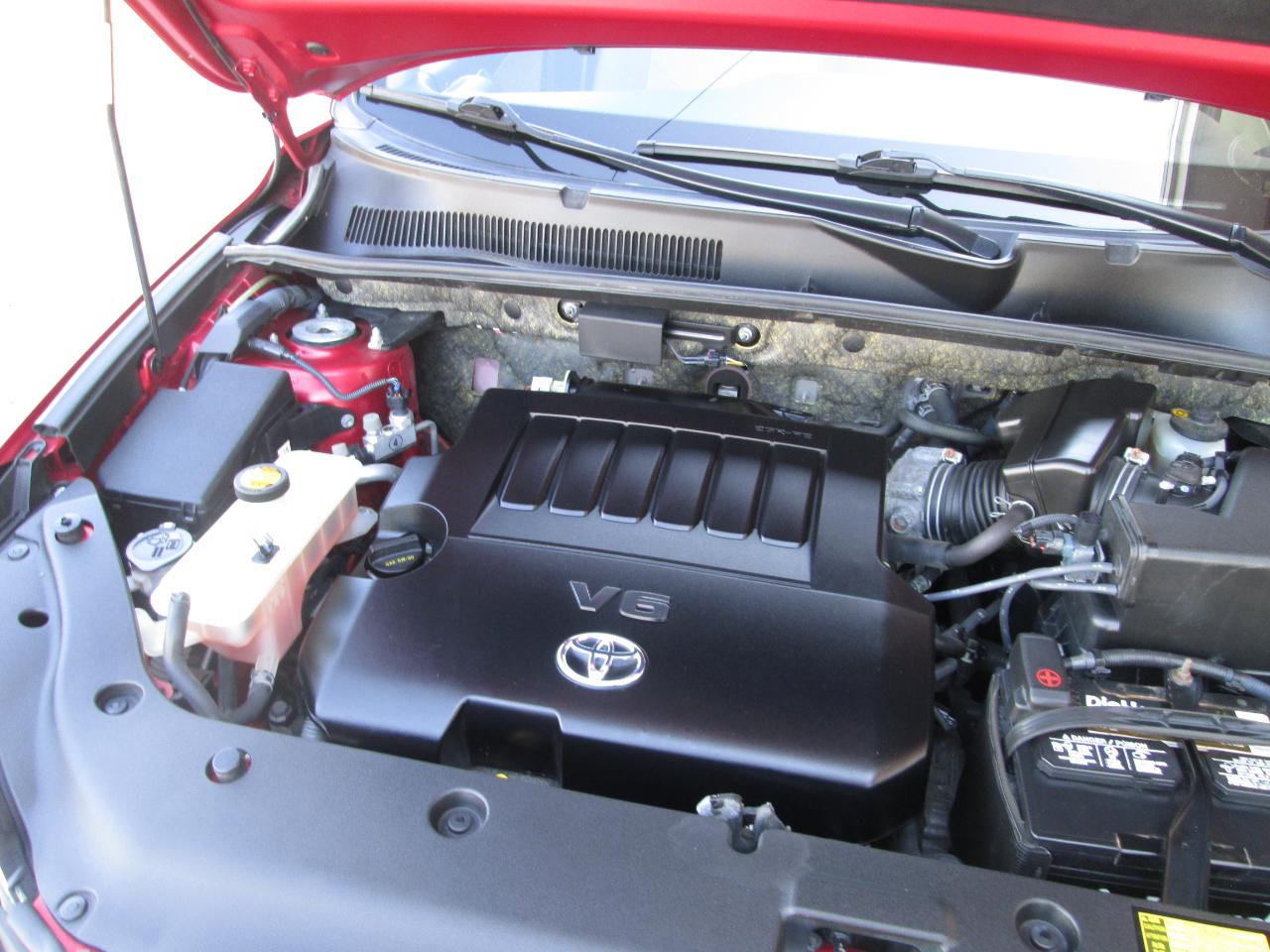 Toyota RAV4  2012