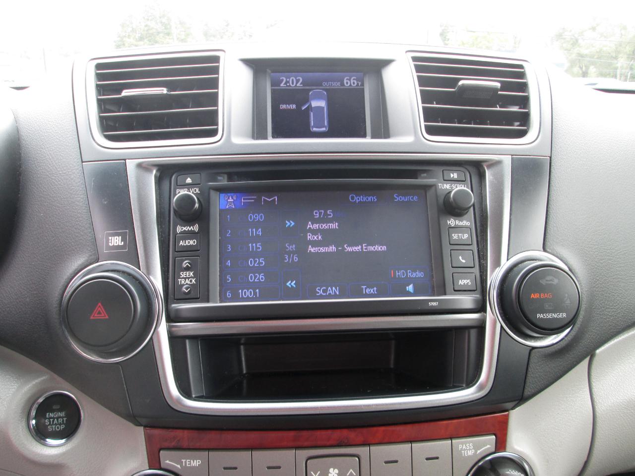 Toyota Highlander Limited 4WD 2013