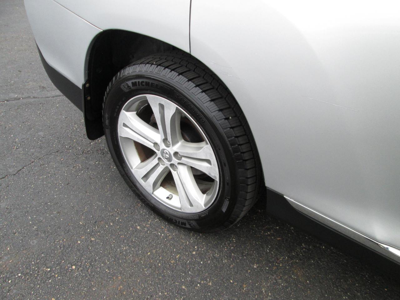 Toyota Highlander Limited 4WD 2013