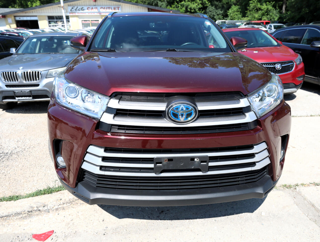 2019 Toyota Highlander Hybrid XLE photo 3