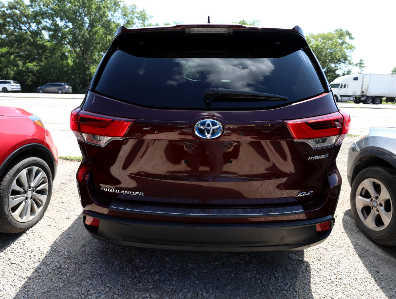 Toyota Highlander Hybrid XLE AWD 2019