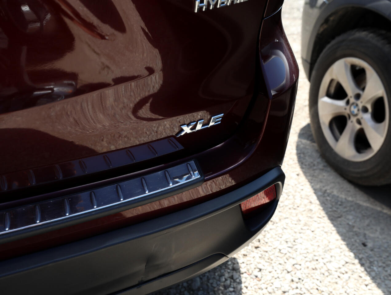Toyota Highlander Hybrid XLE AWD 2019