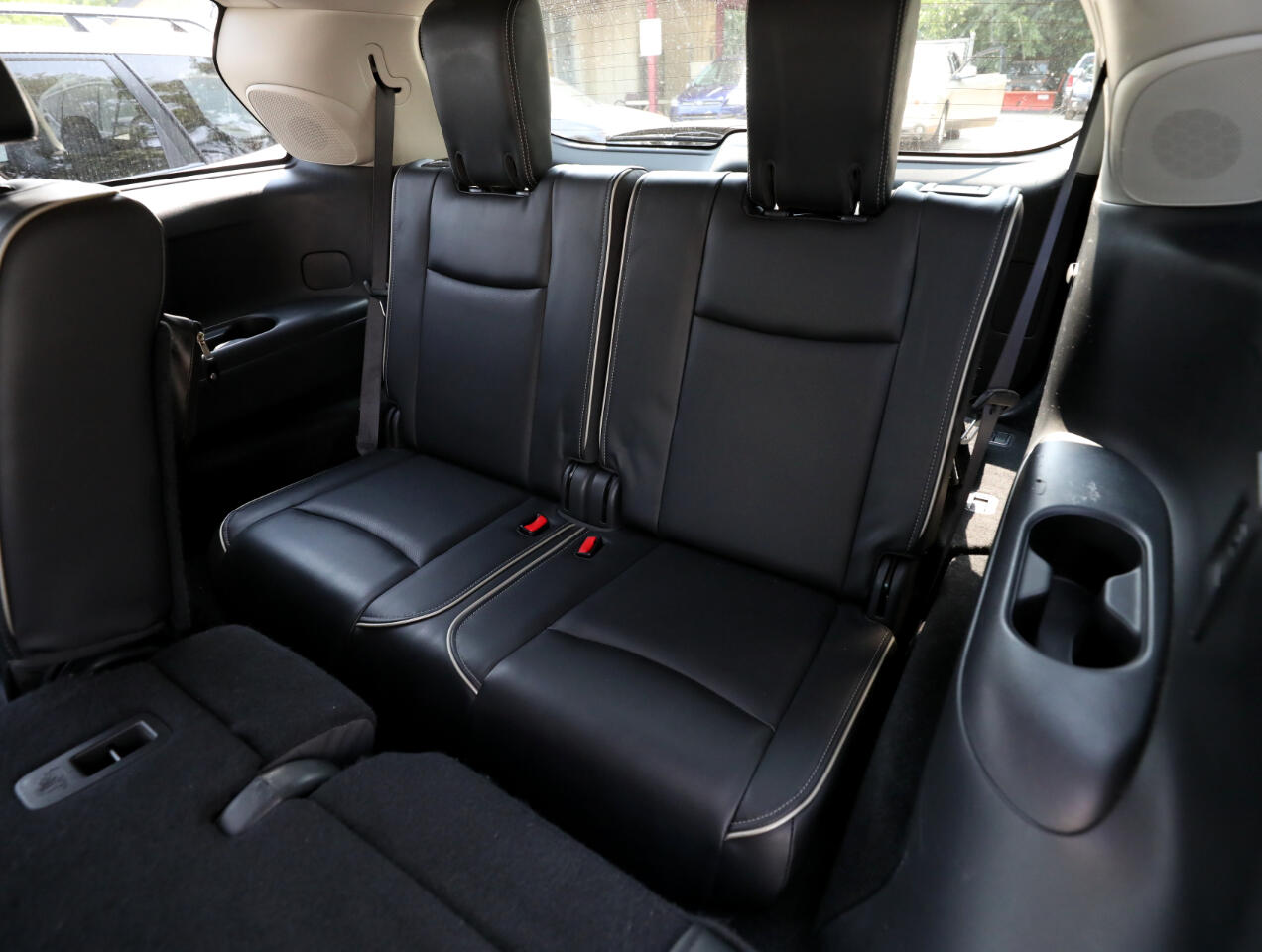2017 Infiniti QX60 Base AWD photo 13