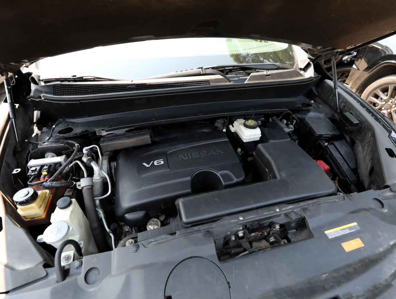 2017 Infiniti QX60 Base AWD photo 29