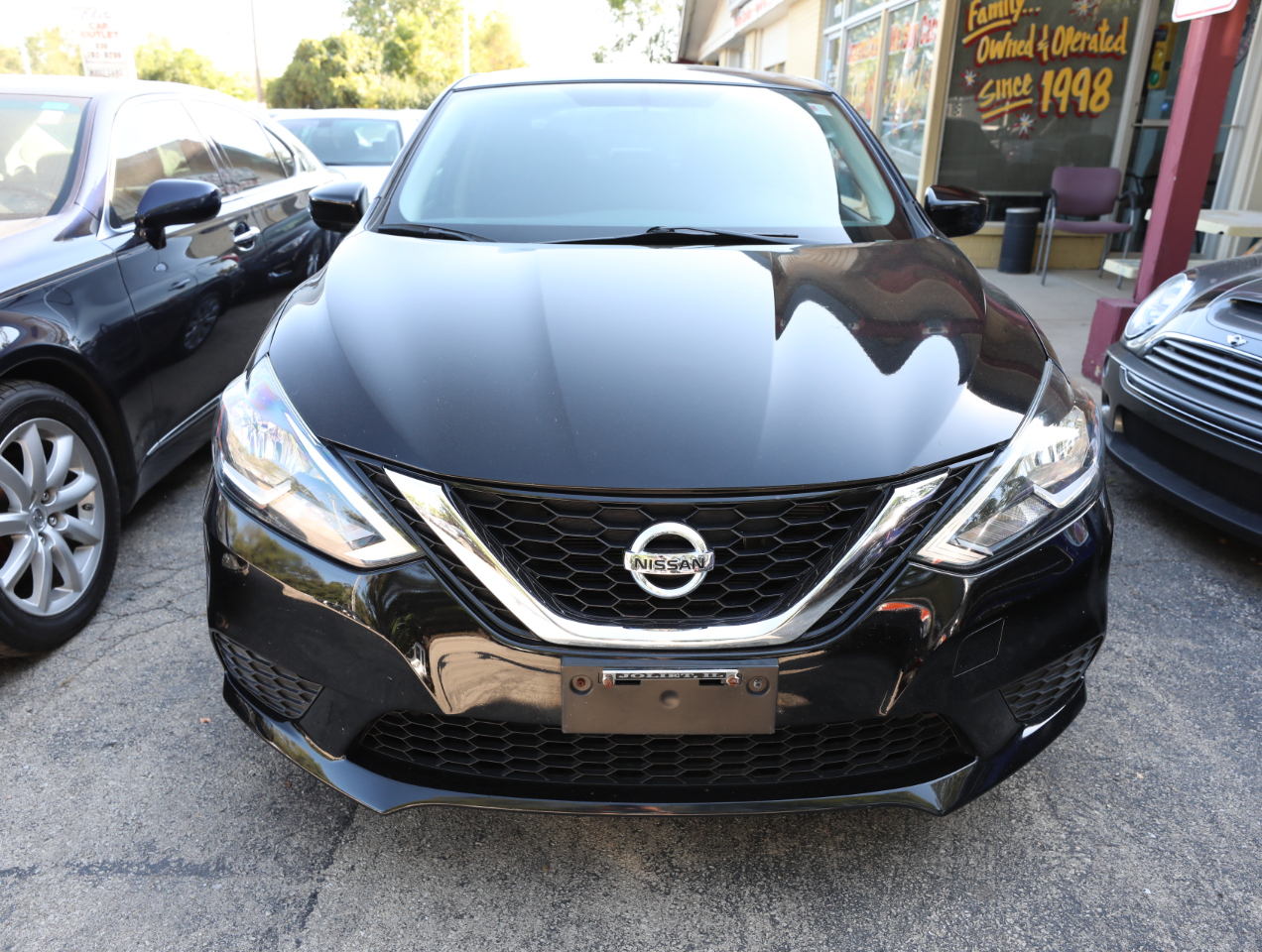 2016 Nissan Sentra S photo 3