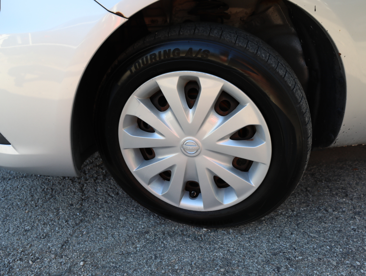 2015 Nissan Versa 1.6 S photo 8