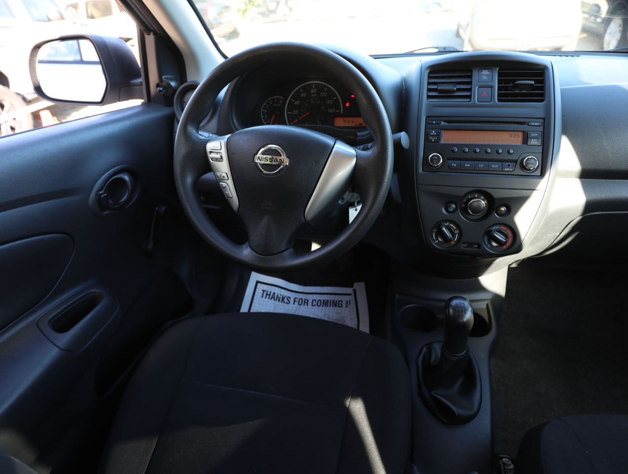 2015 Nissan Versa 1.6 S photo 10