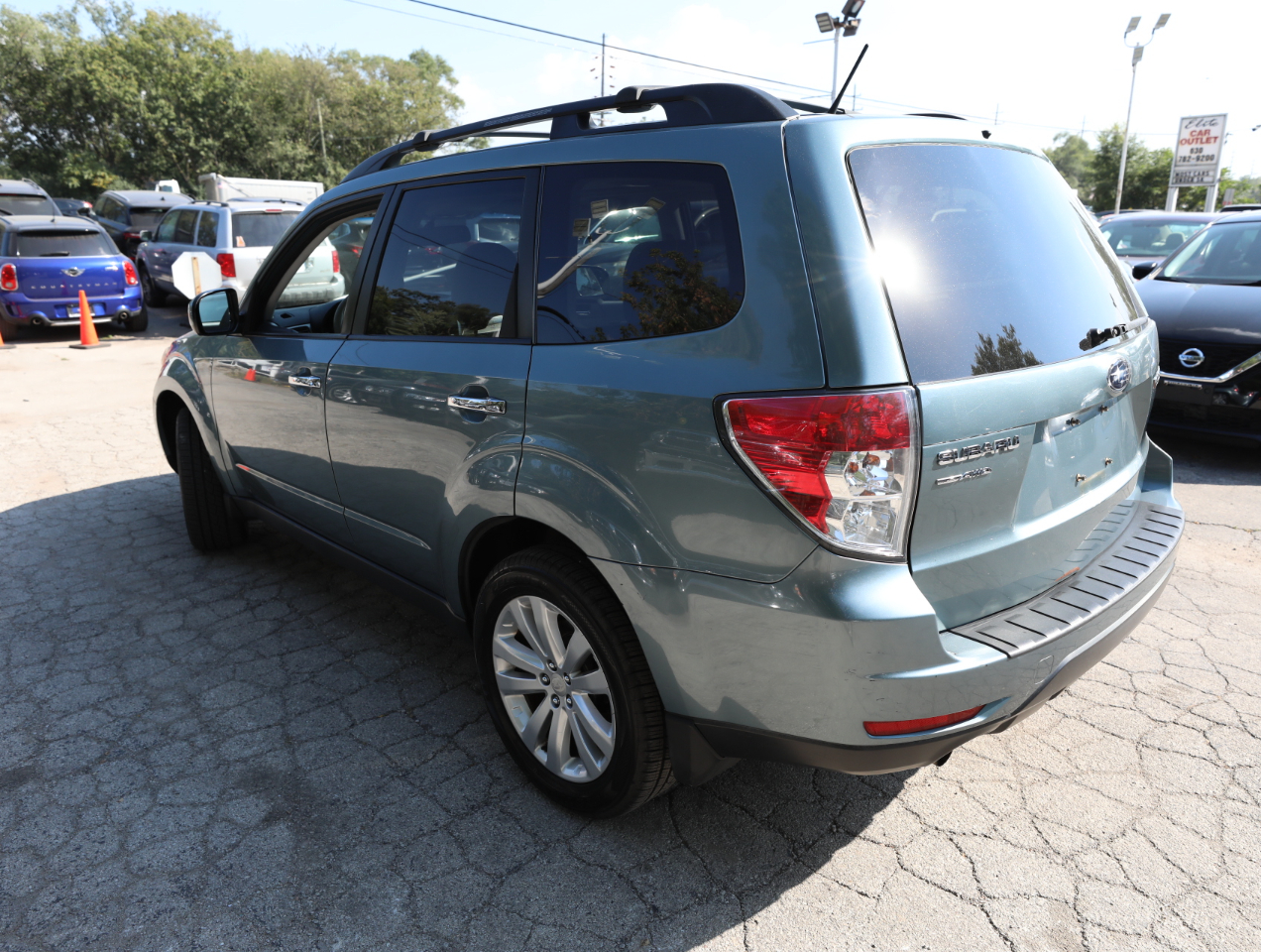 2011 Subaru Forester 2.5X Premium photo 8