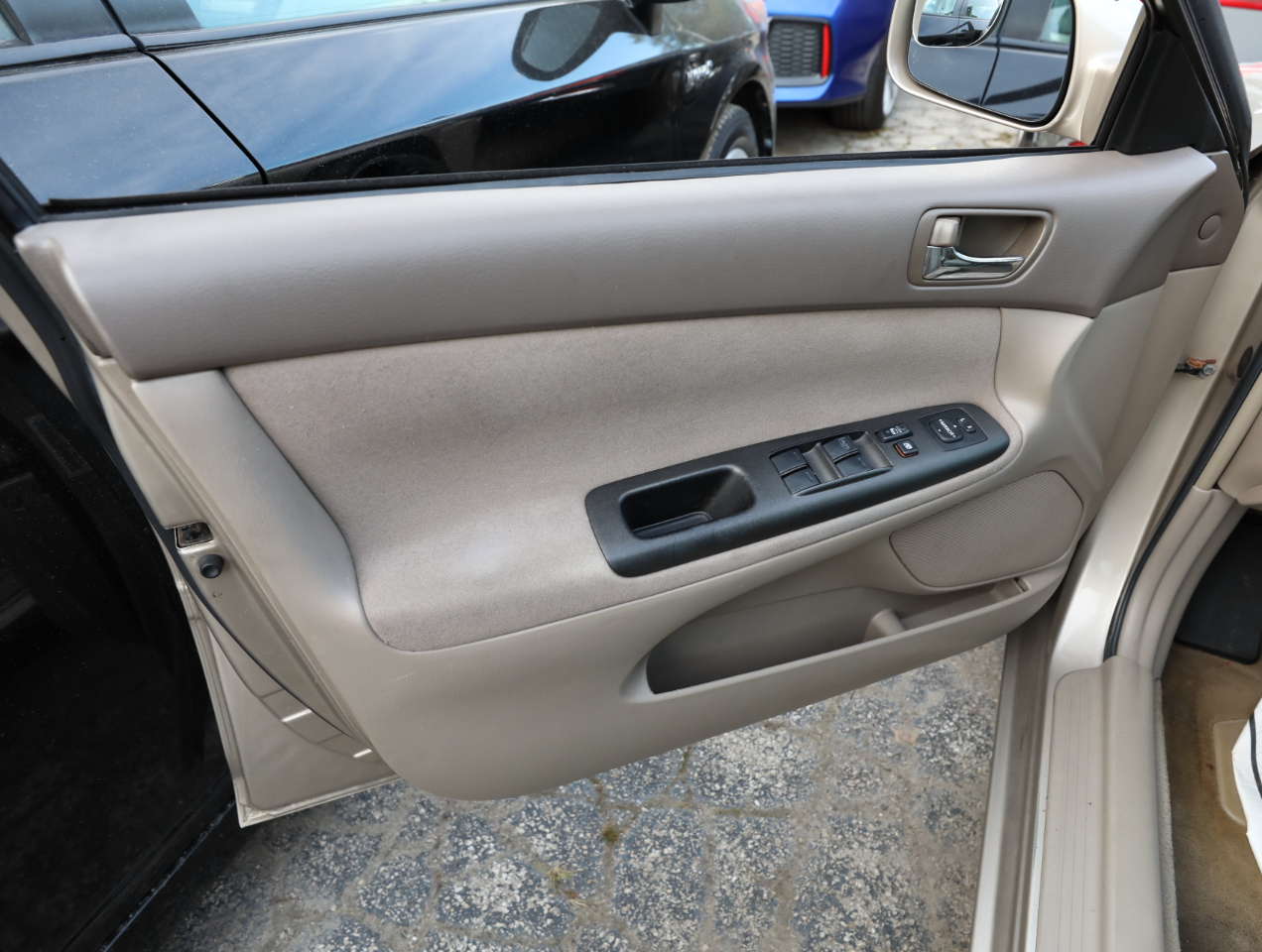 Toyota Camry LE 2005