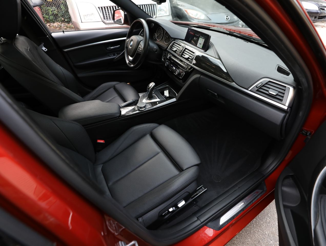 BMW 3-Series 330i xDrive SULEV Sedan 2018