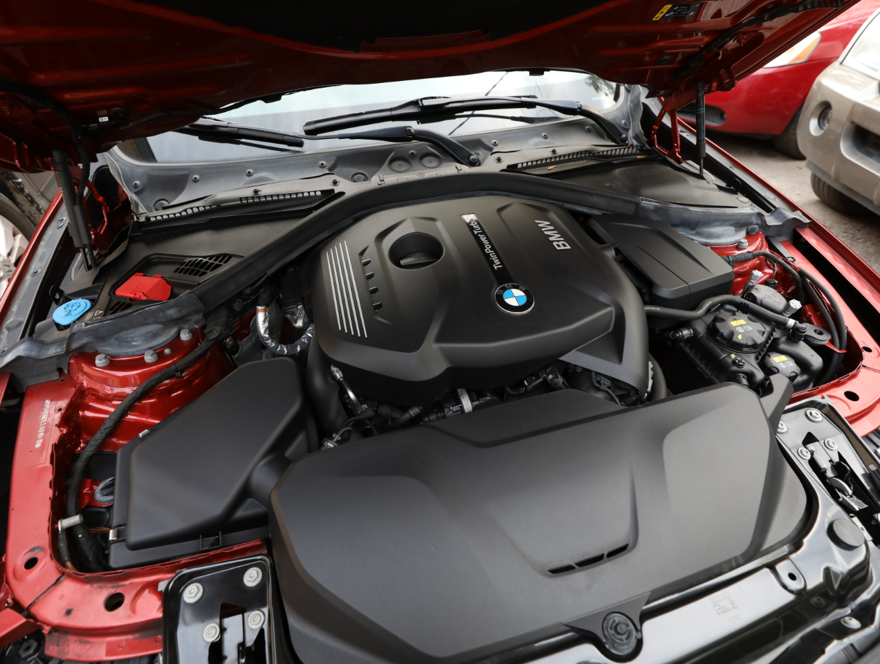 BMW 3-Series 330i xDrive SULEV Sedan 2018