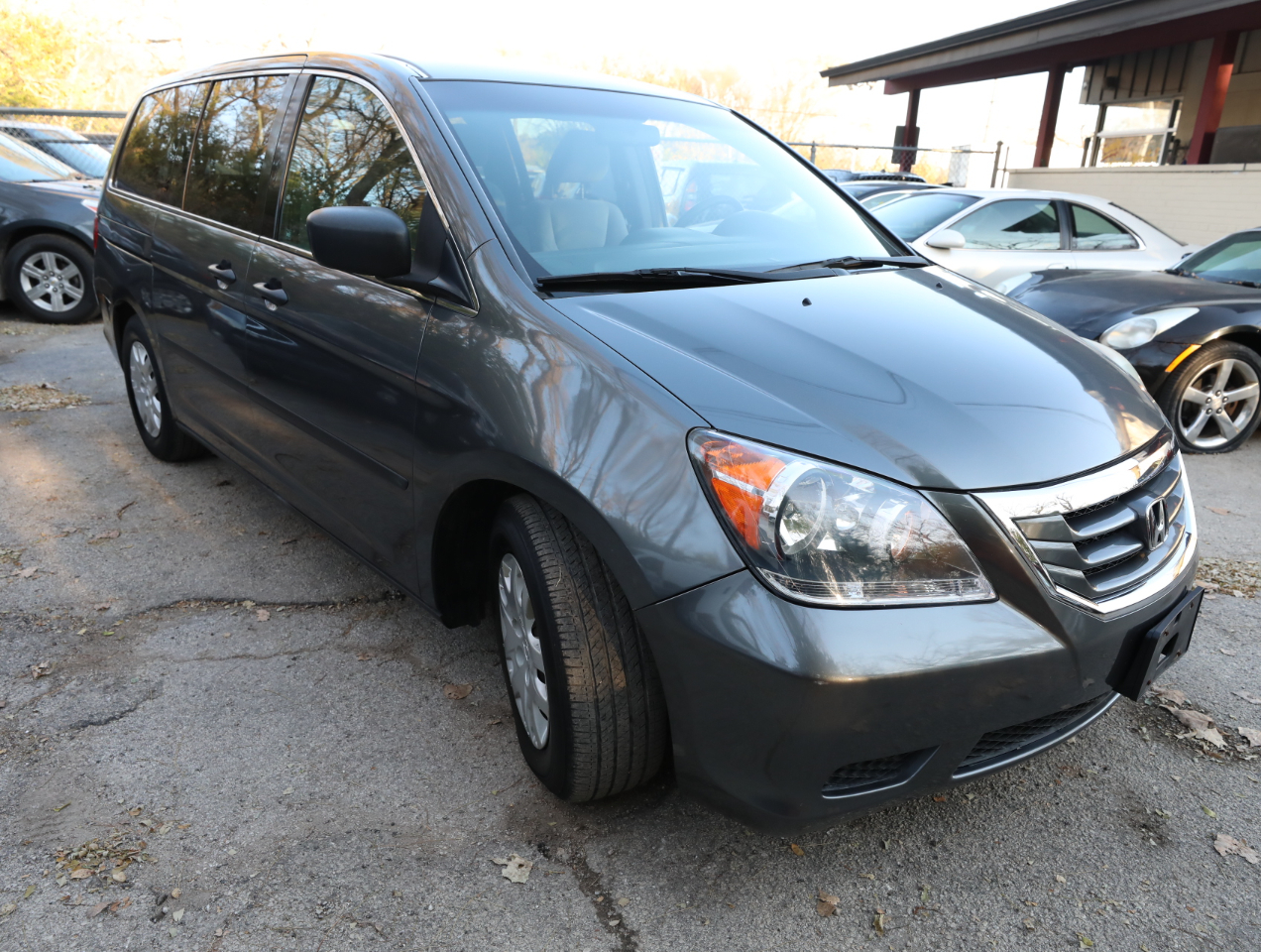 2010 Honda Odyssey LX photo 4