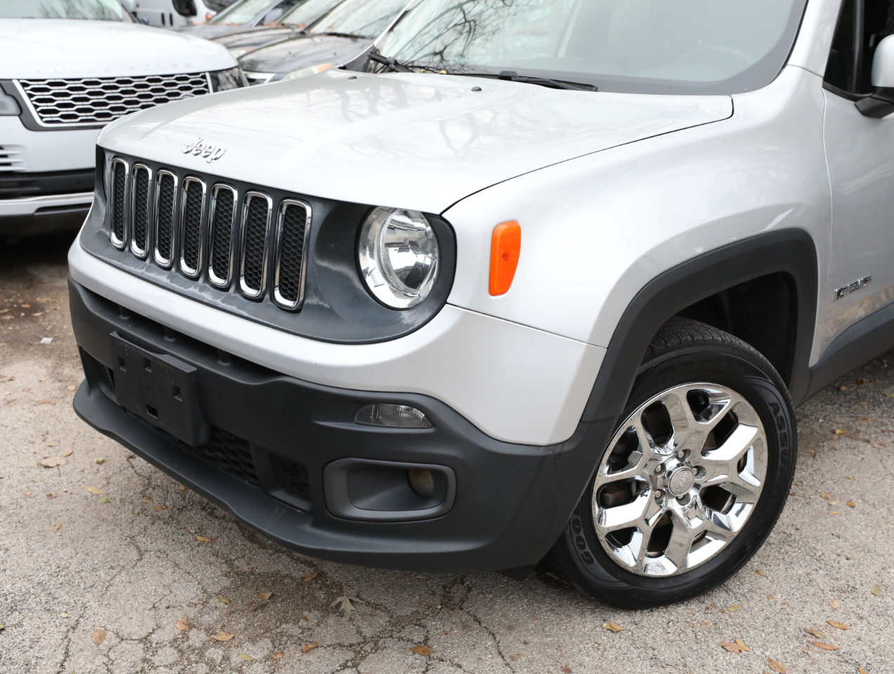2016 Jeep Renegade Latitude North Edition photo 2