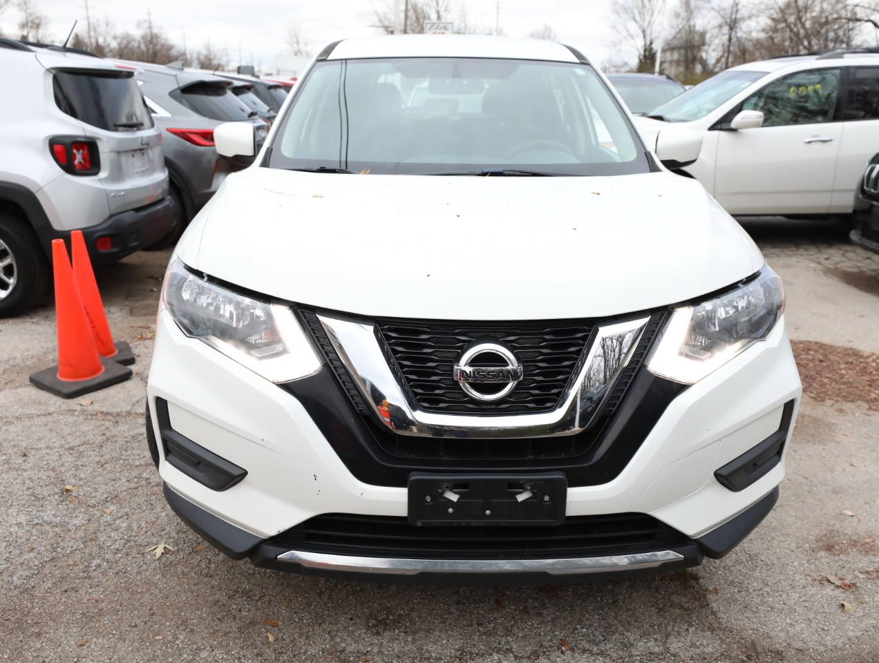 2017 Nissan Rogue S AWD photo 2